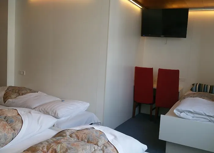 Helga Інсбрук